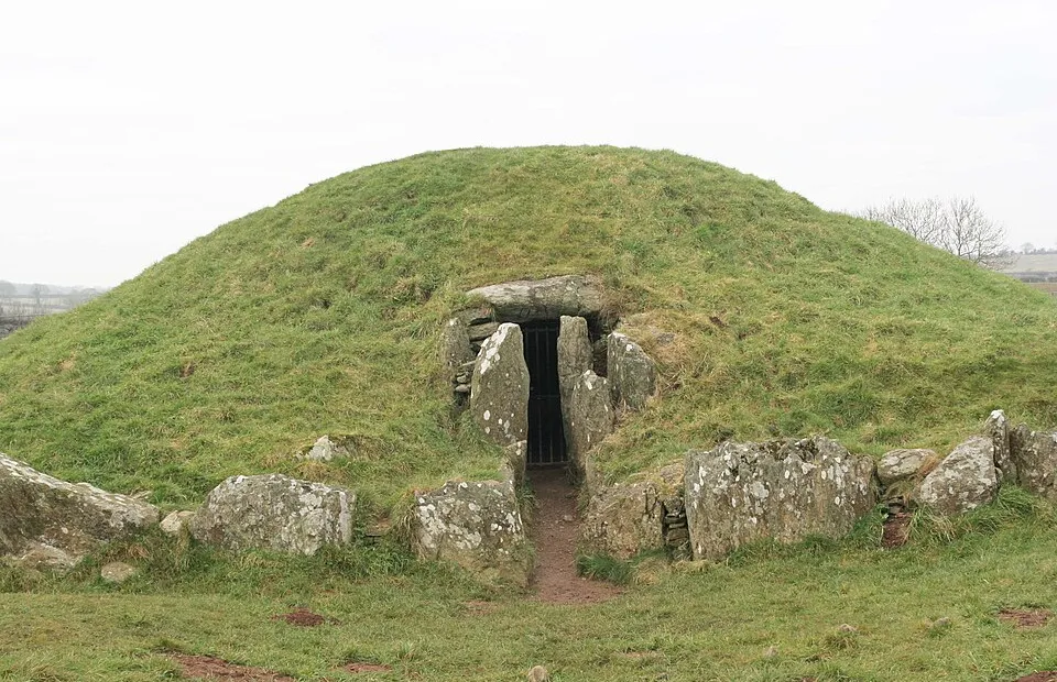 Bryn Celli Ddu, Anglesey