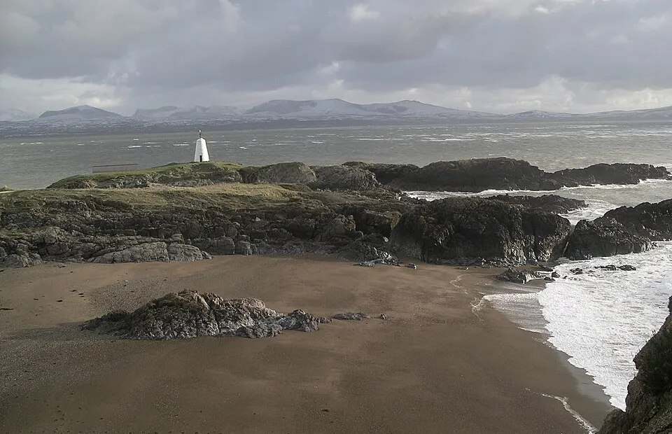 Ynys Llanddwyn, Newborough, Anglesey