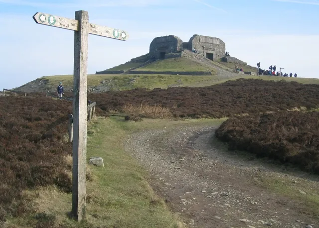 Moel Famau & Jubilee Tower — The local favourite — 554m