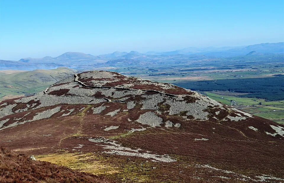 Tre'r Ceiri Hillfort, Yr Eifl, Llŷn